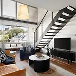 Crown Street Apartments By Urban Rest
