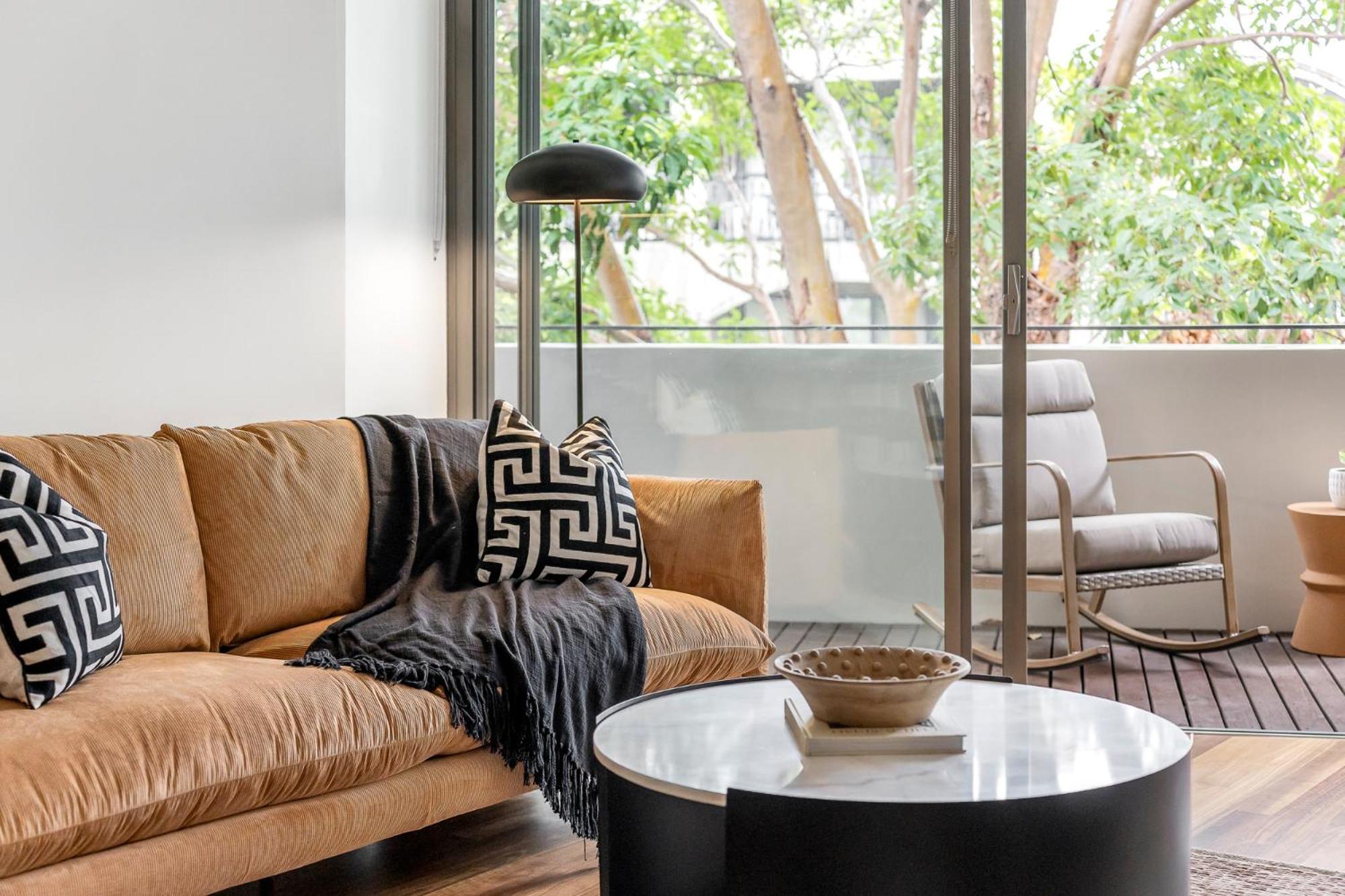 Apartment Crown Street By Urban Rest *