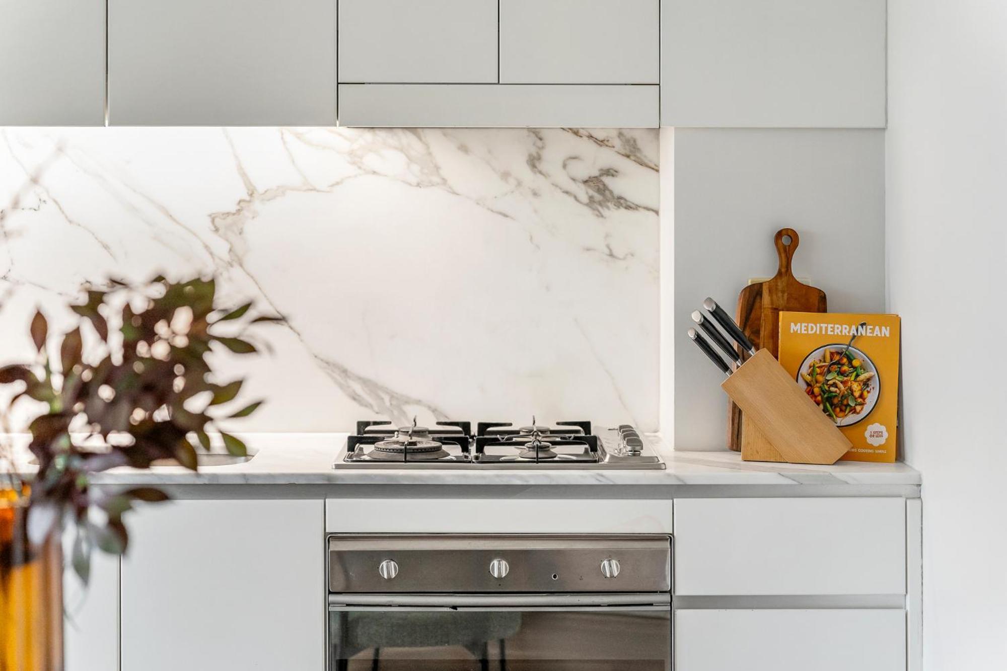 Crown Street By Urban Rest Apartment