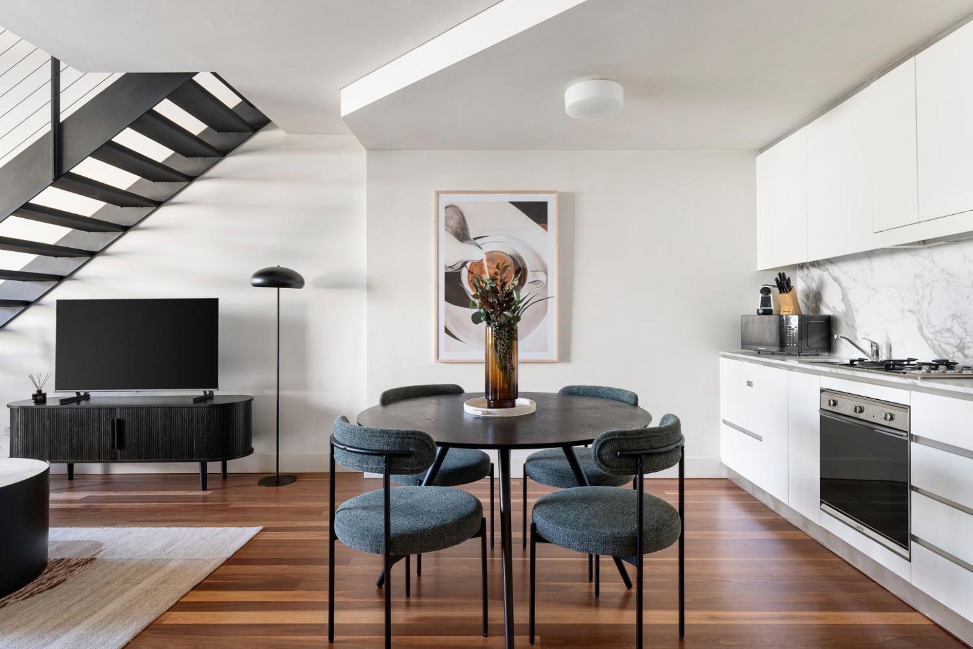 Crown Street By Urban Rest *